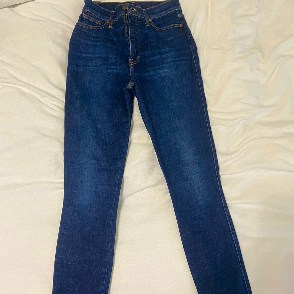 Lucky brand, high waisted skinny jeans. W28
